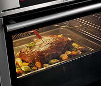 AEG Einbaubackofen mit Kerntemperatursensor