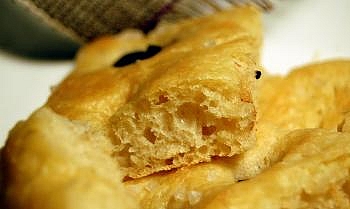 Focaccia Ligure oder Focaccia alla Genovese ( Ligurien)
