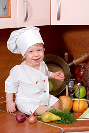 Kinder beim Kochen