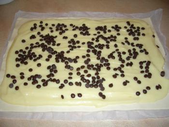 Torsades Bl�tterteig mit Creme und Schokotr�pfchen