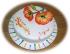 Heller Biskuit mit Erdbeer-Mascarpone-Joghurt-Sahne-F�llung, au�en Fondant und Bl�tenpaste