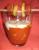 Latte macchiato von der Currywurst oder Currywurst aus dem Glas.