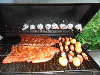 Darmstadt Freunden gegrillt 2055938350