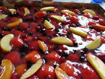 gebackenen Obstkuchenboden TK Fr&uuml;chten belegen 1401331752