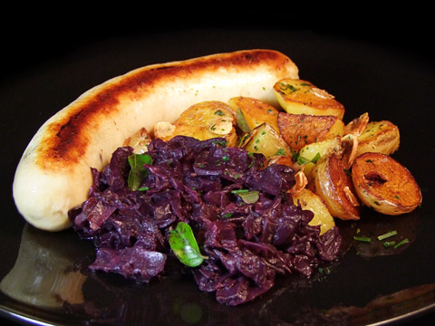 Boudin gebraten, mit Beilagen