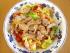 gemischter Salat mit gebratenen Schweinefiletstreifen
