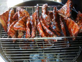 Daniel Lieblings Spareribs Smoker 1675665419